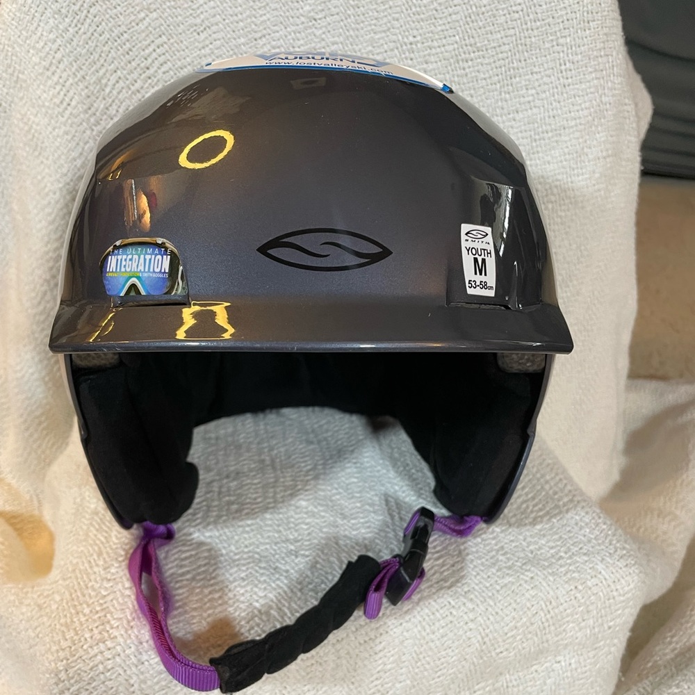 Smith youth ski helmet Medium (53-58cm)